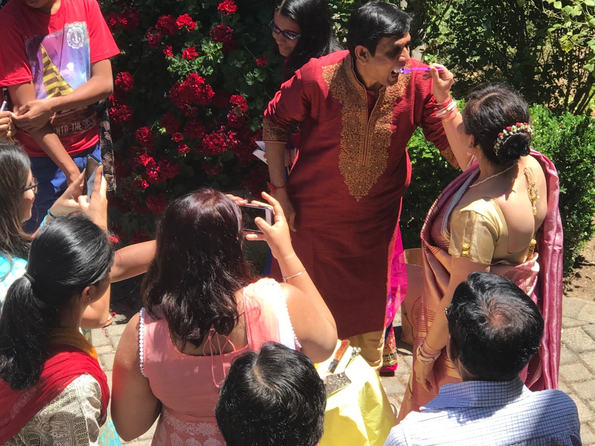 Swati & Tarak’s 30th Wedding Anniversary & Puja&nbsp;2017