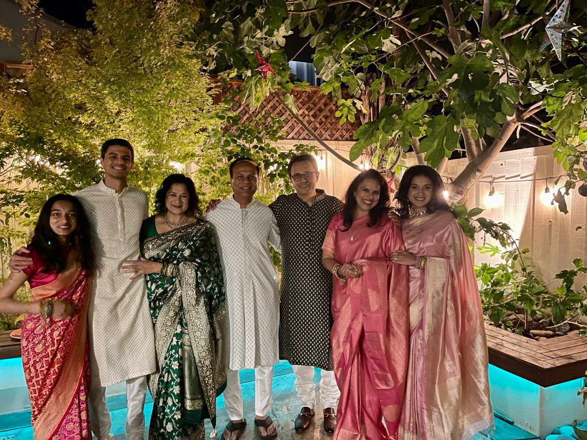 Diwali Dinner at Vijay Priya’s&nbsp;2023